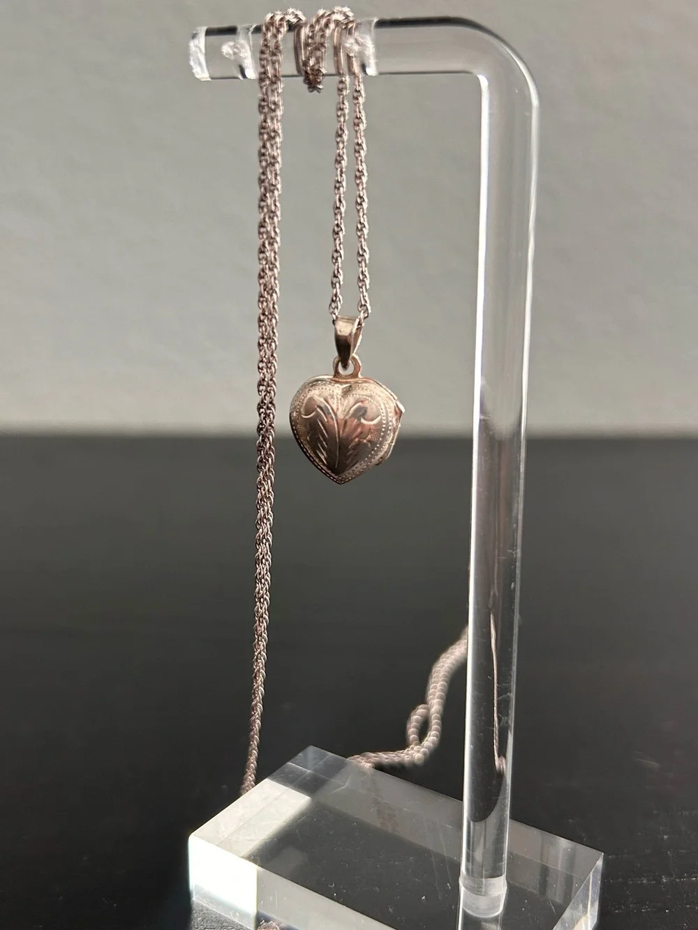 Sterling Silver 24” Chain & Delicate Engraved Heart Locket - Vintage!
